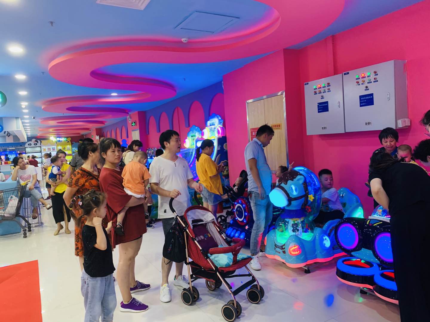 儿童乐园游乐场加盟要多少钱,儿童乐园自己开好还是加盟好