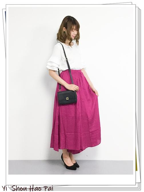 粉红色裤子搭配什么颜色上衣好看,粉红色裤子配什么上衣好看