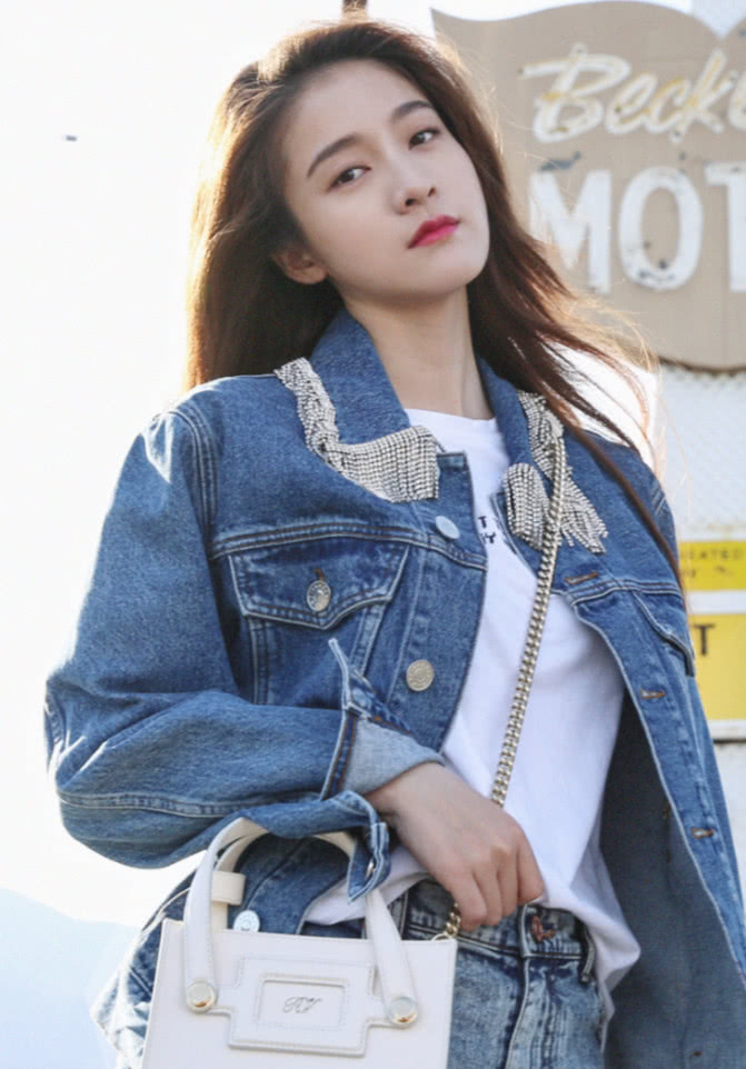 阔腿长牛仔裤怎么变九分裤,显瘦显高八分九分牛仔裤长裤