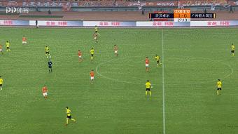 别再想接班郑智！前国奥核心再现空气式停球，难怪卡帅看不上他