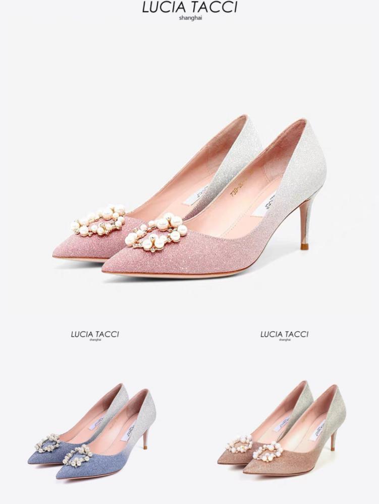 看到这双鞋的时候，我有点想结婚了