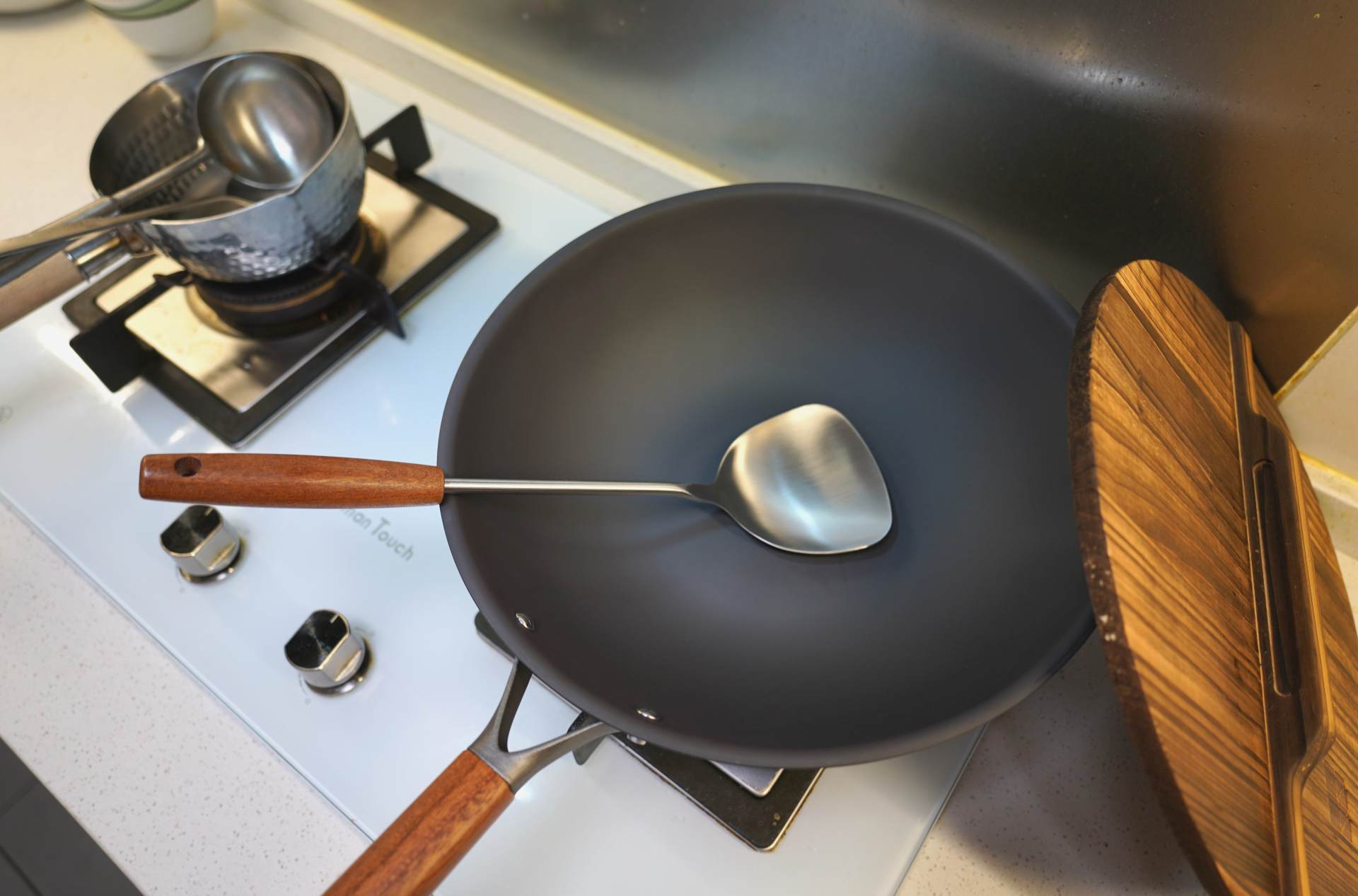 周末才是我大展厨艺的时候，入手三禾窒氮轻铁锅体验