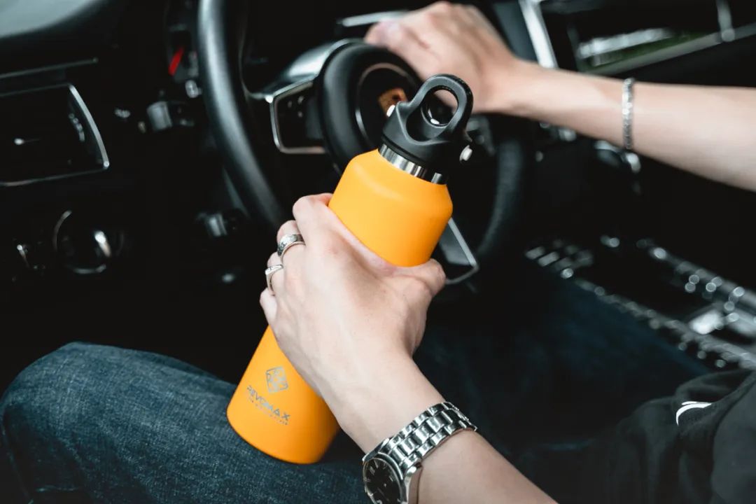 大量保温杯网红高颜值爆款,七彩保温杯网红爆款