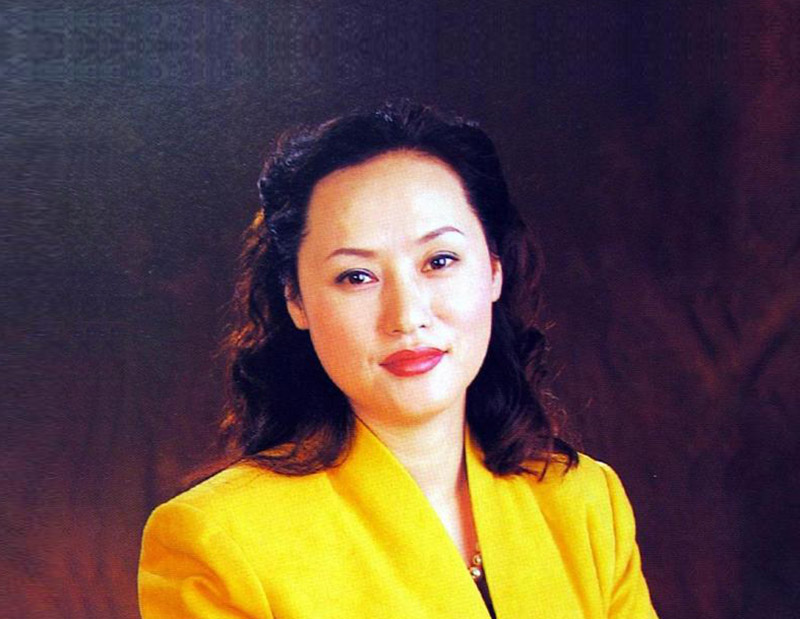 故事:“娶”了唐僧的女首富,靠紫檀赚百亿身家,在北京拥有半条街