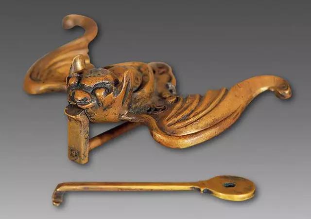 从前的锁好看钥匙也精美,从前的锁好看钥匙也精美什么意思