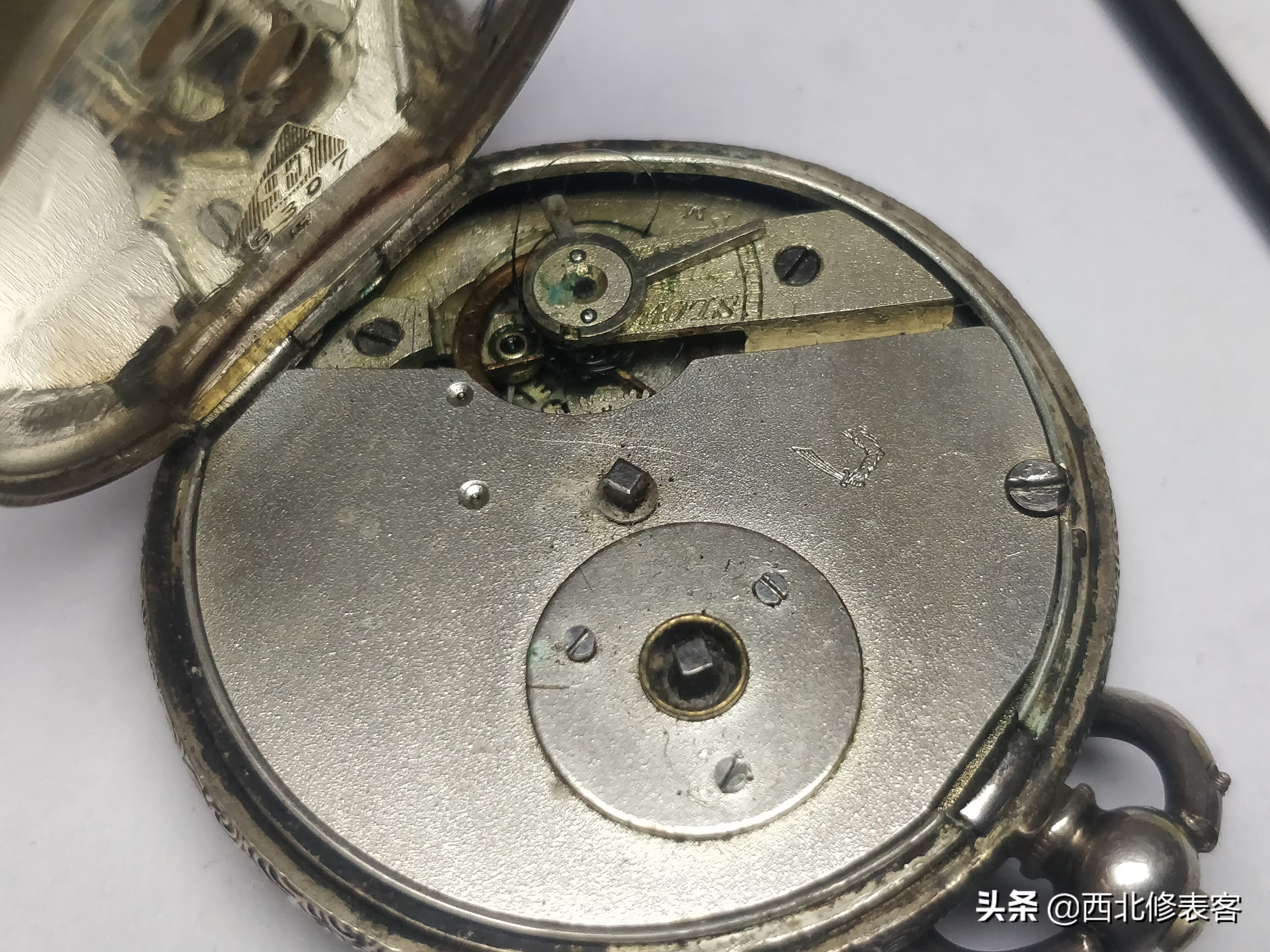老怀表修理视频,修表师傅修坏表