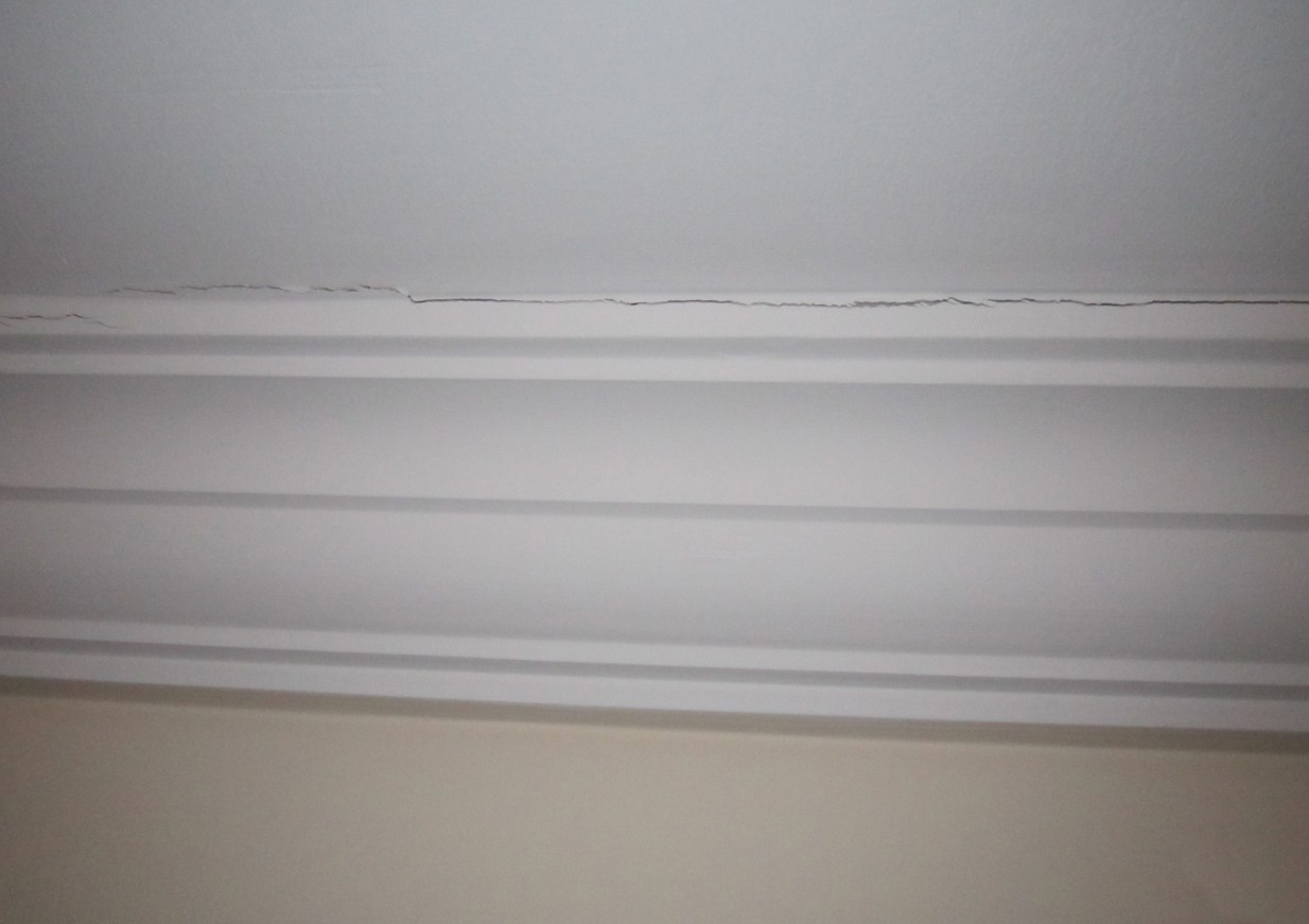家装石膏线总是开裂？懂得施工环节验收和修补措施，少走弯路