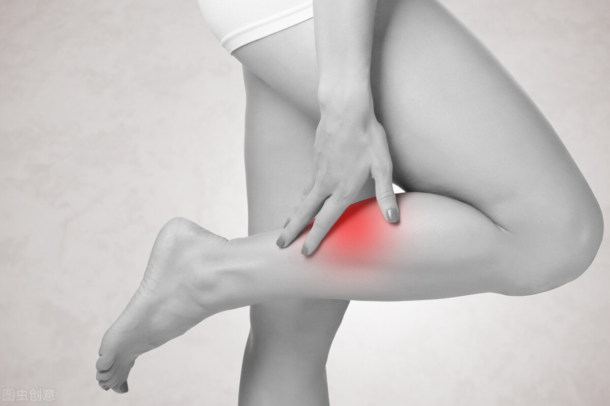 腿部剧烈抽筋怎么办？你一定要知道的4个抽筋原因和4个处理方法