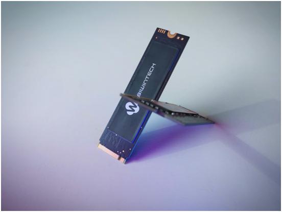 外星人老矣，NUC8接棒，佰微M.2固态改装黑苹果全教程