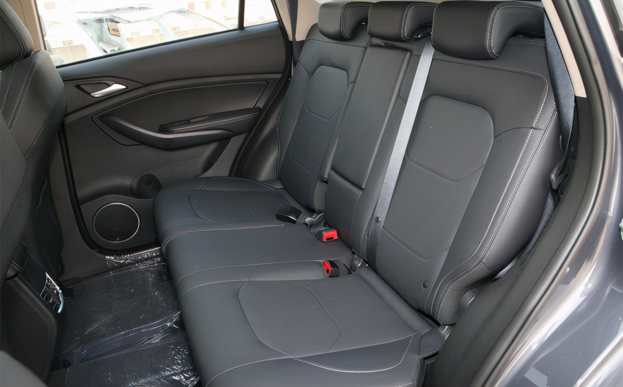 车主反馈19款比亚迪宋1.5t燃油版,宋plusdmi车主提车几小时就出问题