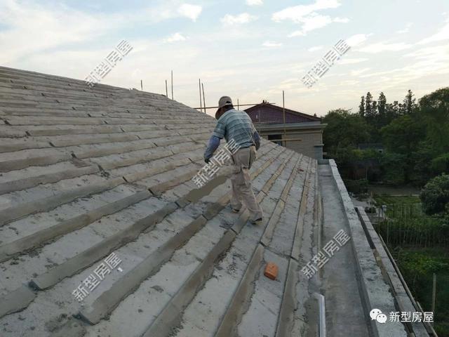 自建房屋顶贴完瓦怎样修补颜色,农村屋面瓦怎么盖最标准