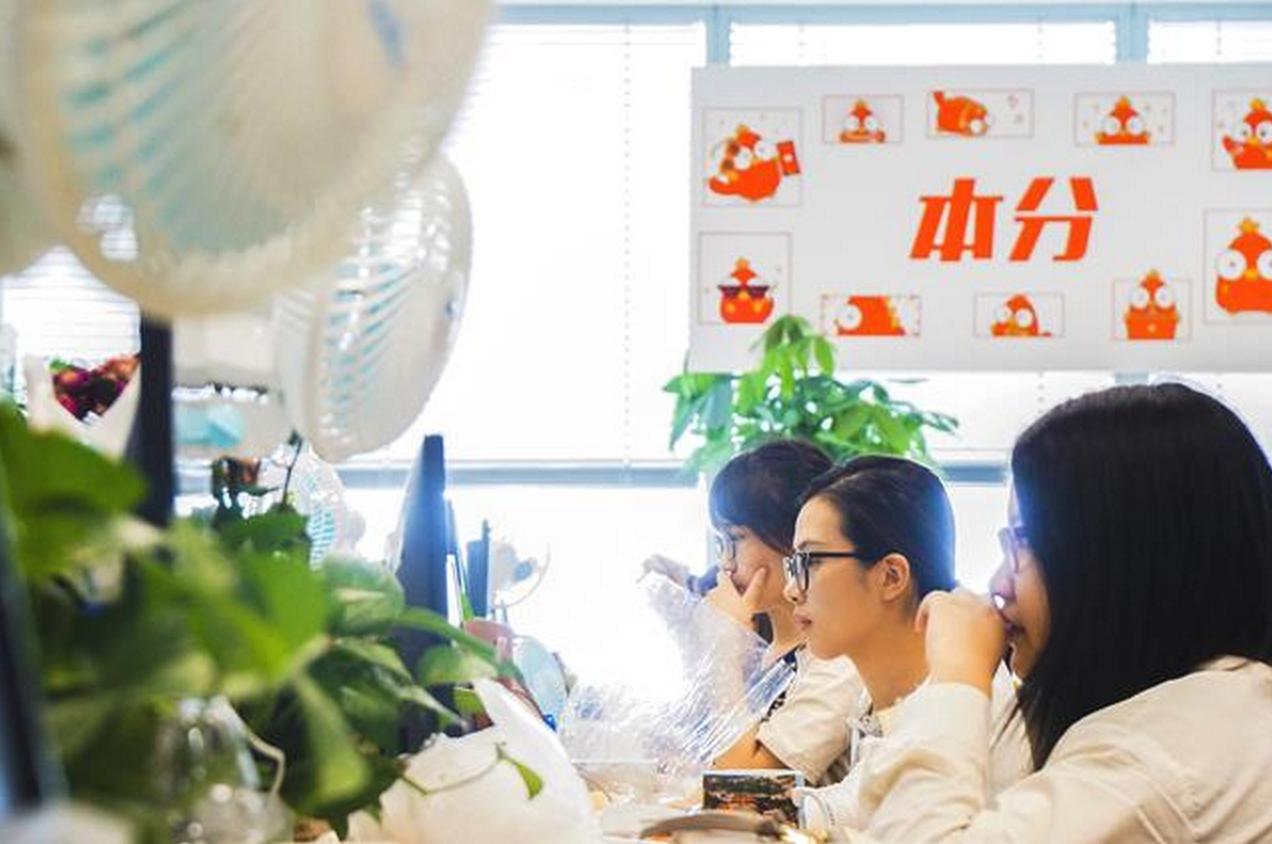 哪家巨头MM颜值最高？京东端庄，拼多多清纯，小米是爱情的味道