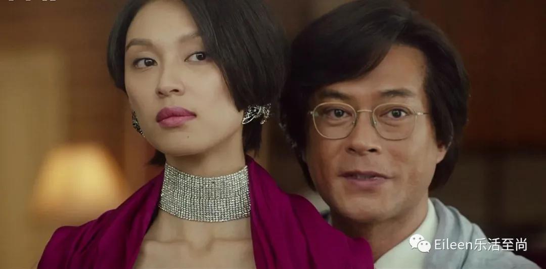 强捧成天后？未婚带女的她究竟如何成为大女主？