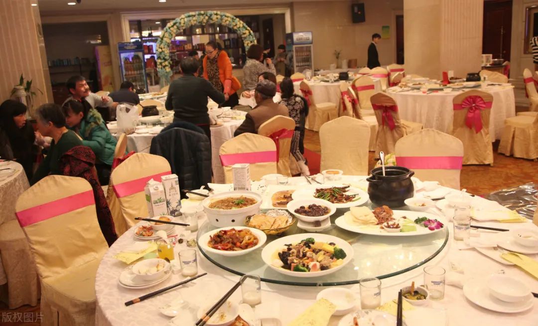 婴儿的满月头发怎么处理有讲究吗,满月剃头风俗习惯