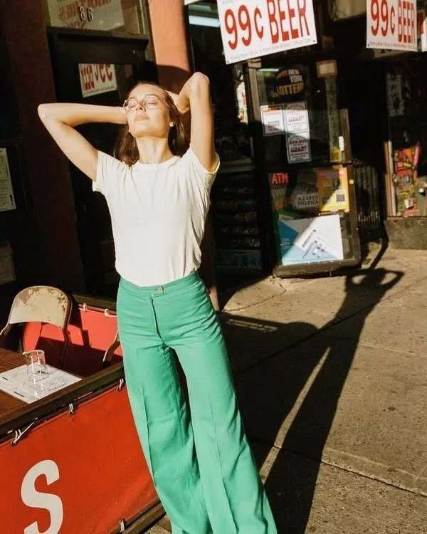 夏天穿t恤怎么塞裤子里好看,t恤衣角打结扣最新款