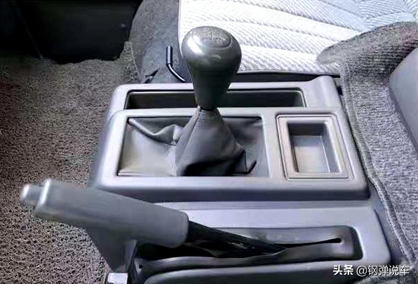 丰田小霸王20款七座价格表,原装进口丰田小霸王