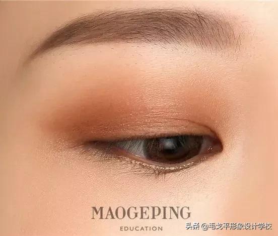 日常眼妆这样画自然清爽更耐看,日常眼妆小技巧三步轻松搞定眼妆