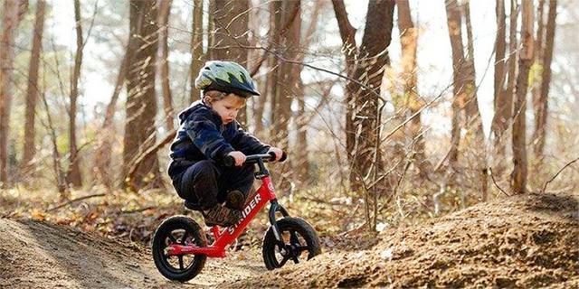 孩子平衡力不好的表现有哪些,平衡力对孩子有影响吗