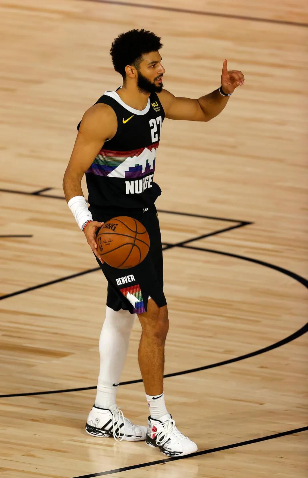 nba球员上脚球鞋库里,nba球星上脚球鞋乔丹