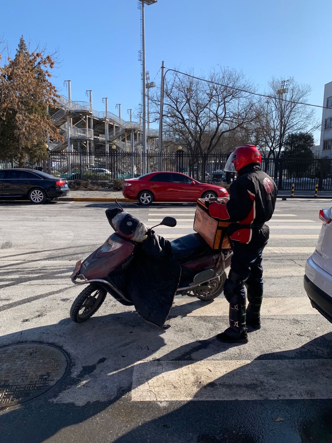 味蕾*击狙**!隔离在家过元宵,点了必胜客配汤圆