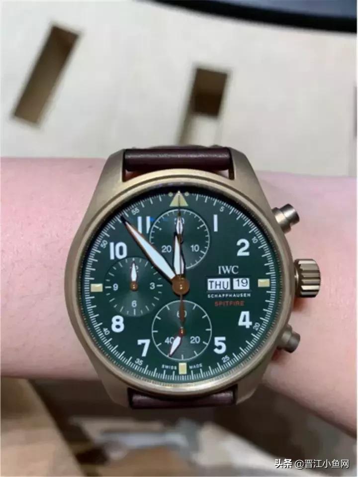 预算一万左右买什么表性价比高,一万块的预算买什么表新表