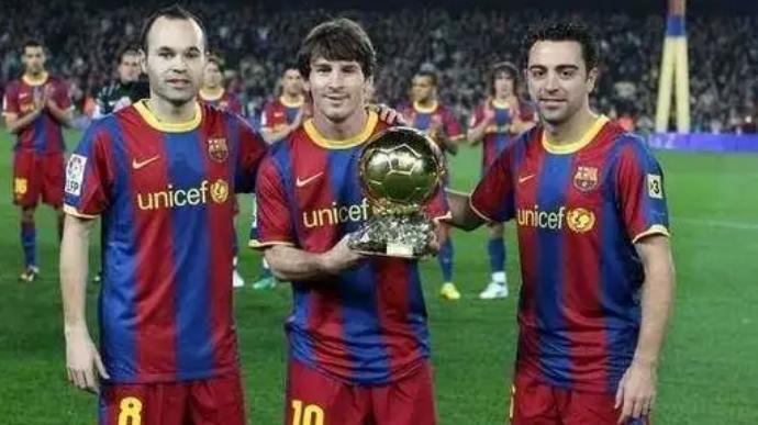 足坛十大身高最高球员,世界顶级足球球员身高