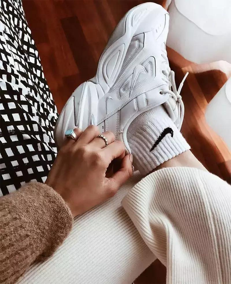 时髦就得穿高跟鞋？！nonono小白鞋也可以