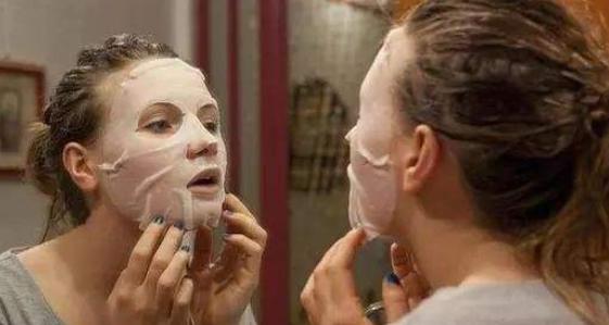 敷面膜脸有刺痛感是因为缺水吗,敷面膜脸会刺痛是什么原因