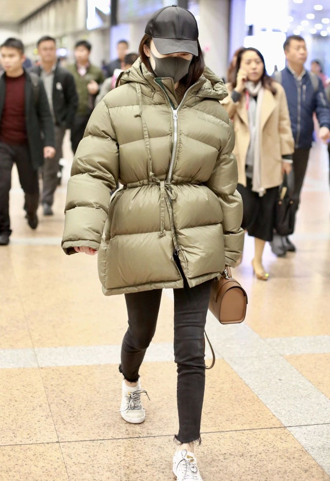 机场女王杨幂,机场女王戚薇杨幂