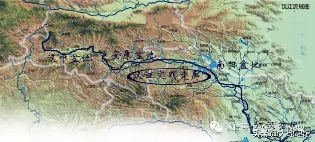 当我们在谈孔子时我们在讨论什么,当我们在谈论诗时我们在谈论什么