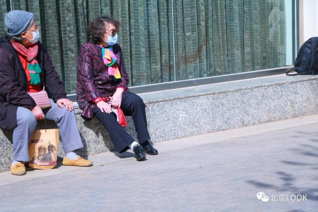 北京小区的早晨,北京小区里的傍晚