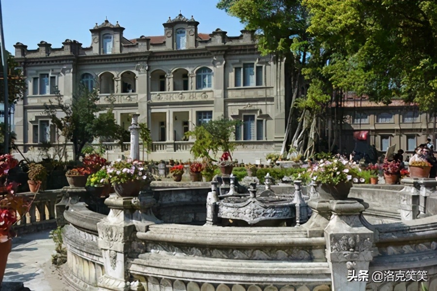 从剃头匠到首富叫什么,剃头匠黄奕住