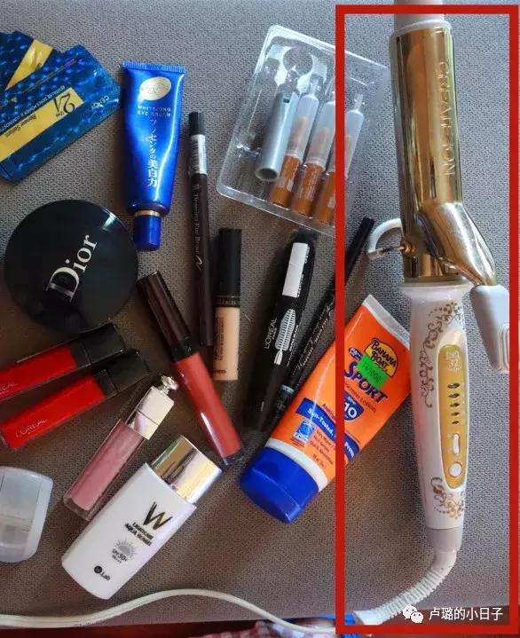 没这10样产品,我根本不敢出门!外出旅行化妆包大公开