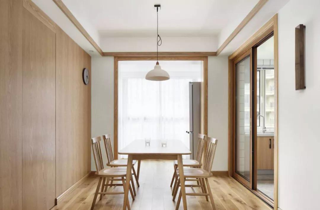 下雨天宅家的惬意时光,周末宅在家里惬意