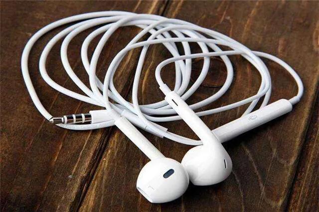 苹果自带耳机是白圈还是黑圈,苹果耳机和普通耳机差别在哪里