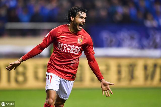 中国足球归化再迎好消息,中国足球未来归化目标