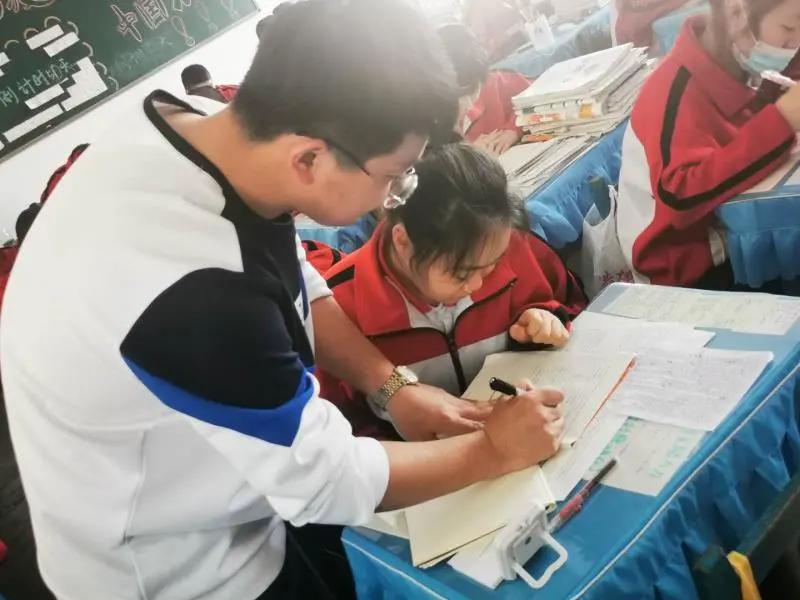 我们的大伙伴——冬义老师，辽阳集美中学初中部最美教师