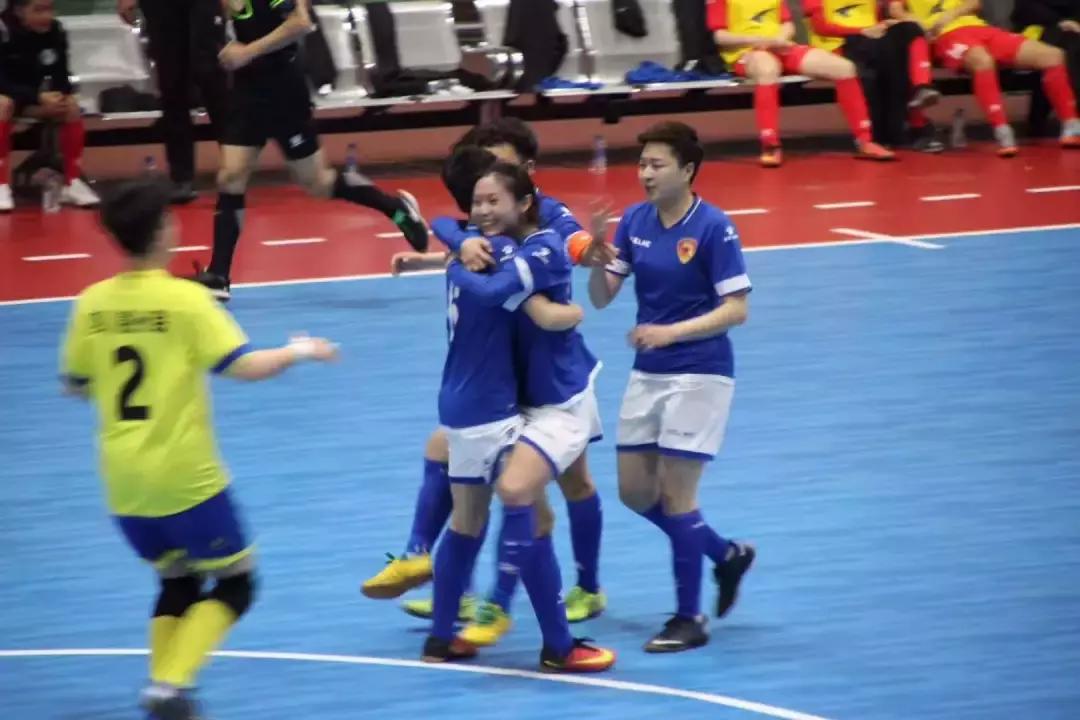 嘿！来领取达州足球的好消息！