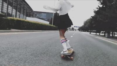 滑板新手入门选什么样的滑板,各种各样滑板