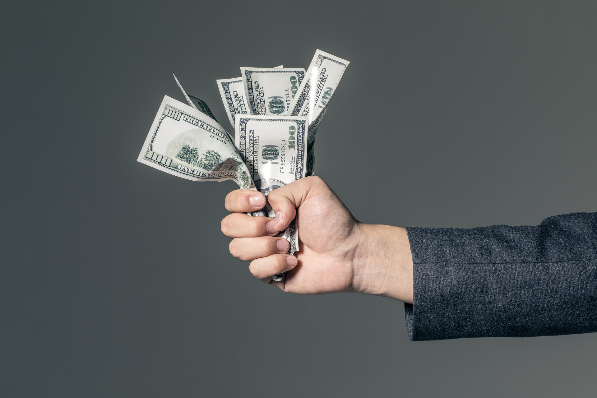 领导挤兑员工离职应对,怎么把领导挤兑走