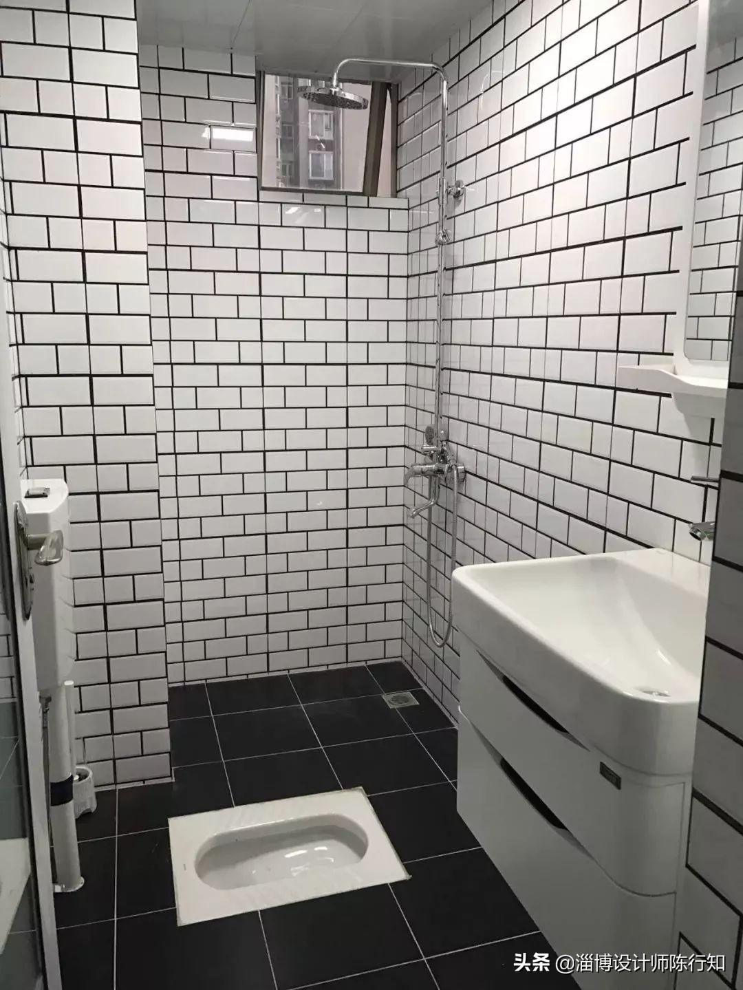 小卫生间装修技巧,小卫生间怎么装修放东西