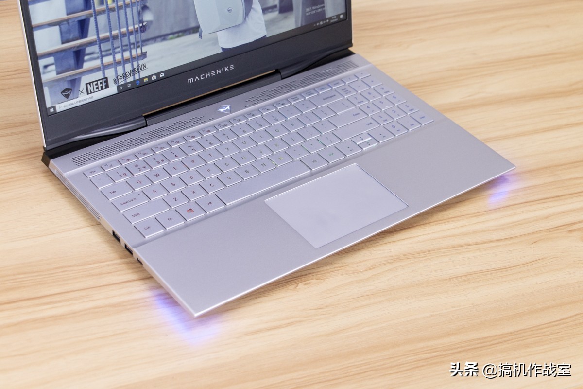 机械师战空f117-x配置,机械师f117-b游戏实测