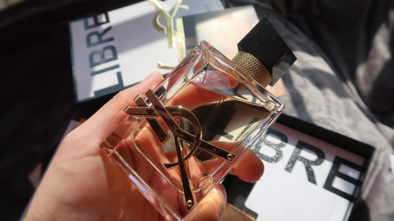 来抄“千元送礼”作业，为下个白色情人节做准备