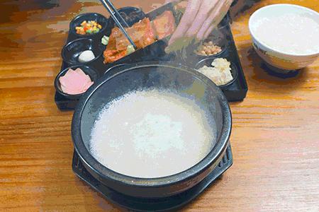 大中午的……看完这篇，更饿了