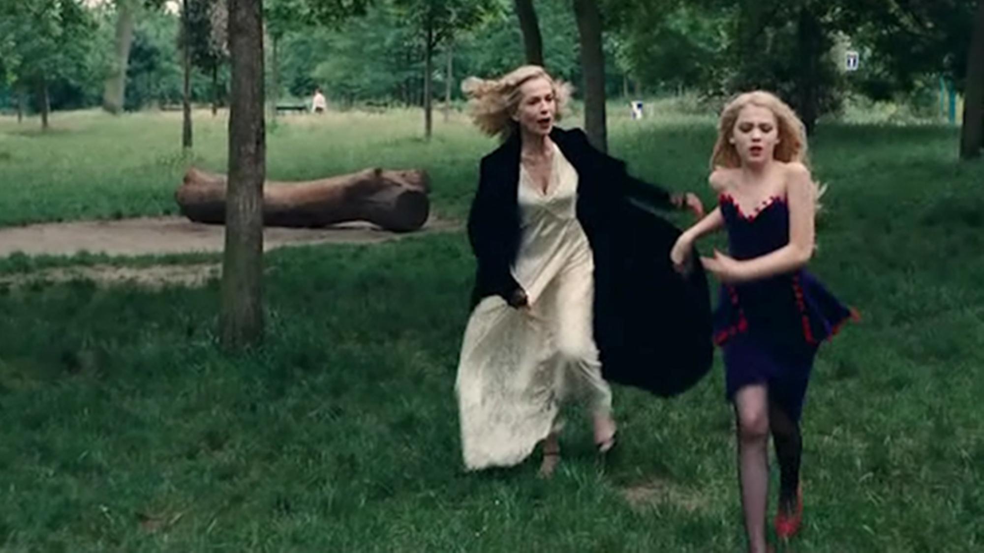 真实改编，看完后禁不住骂娘，作为母亲，为什么她会这么不善良？