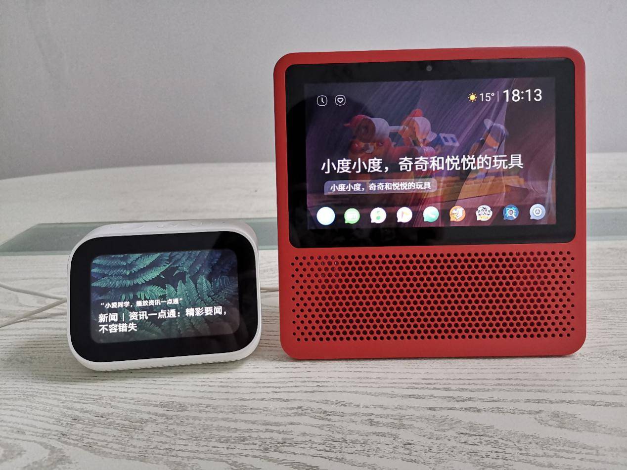 大屏幕vs小屏幕平板,大屏小度在家