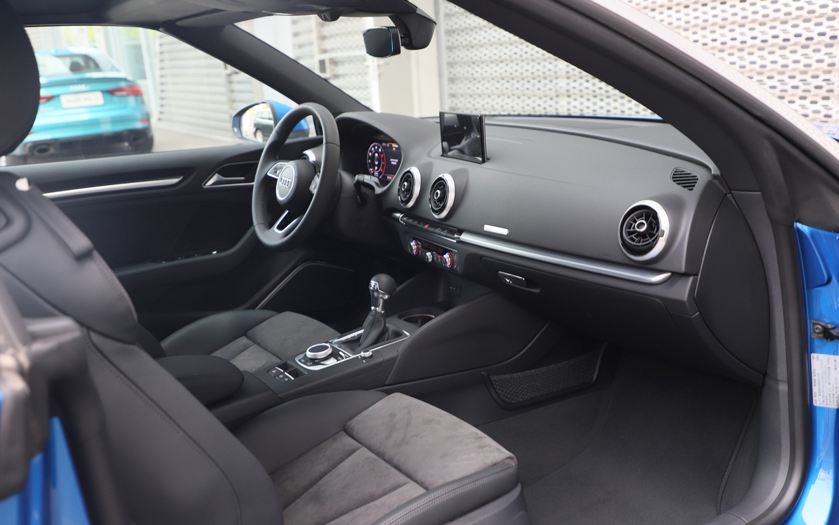 100多万硬顶敞篷车4座豪车推荐,十大2门4座硬顶敞篷车推荐