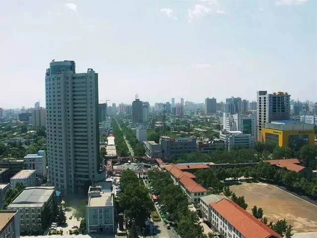 魅力西安大雁塔,西安人为什么喜欢去小寨