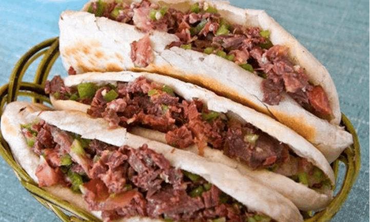 俗话说：“驴肉香马肉臭”，为什么没人吃马肉？难吃只是原因之一