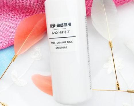 什么乳液祛痘痘最好,适合青春期痘肌用的清爽乳液